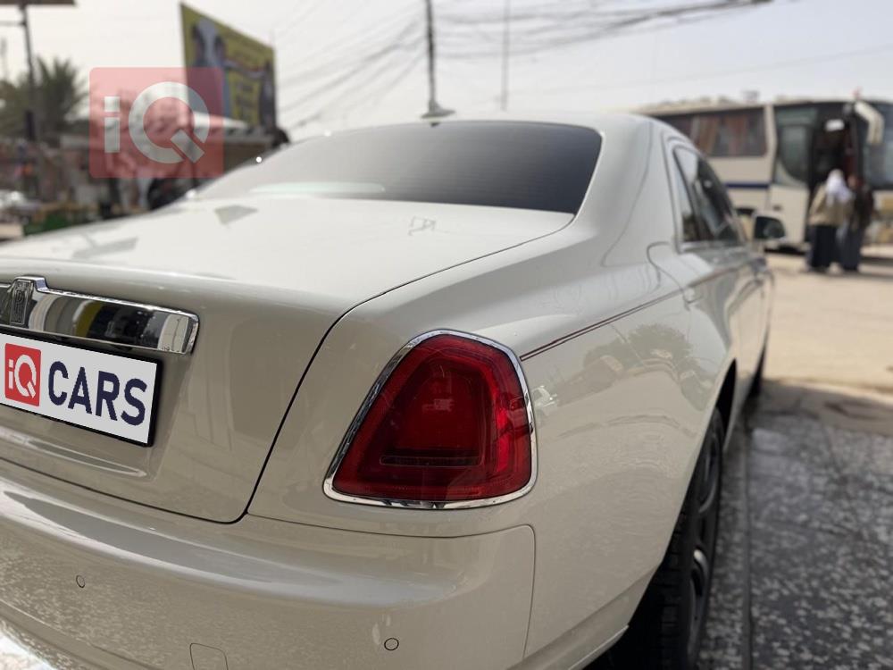 رولز رويس گوست